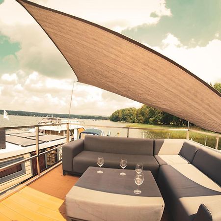 Traumzeitboot2 Auf Dem Scharmuetzelsee บาดซาโรว์ ภายนอก รูปภาพ