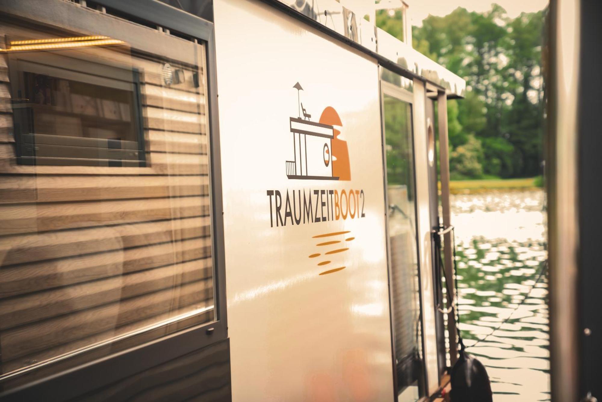 Traumzeitboot2 Auf Dem Scharmuetzelsee บาดซาโรว์ ภายนอก รูปภาพ